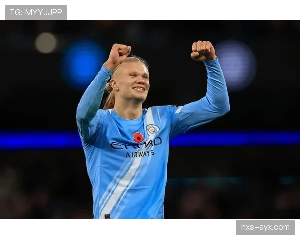 哈兰德与索尔斯克亚的传奇师徒关系持续引发关注，展现足球新篇章潜力