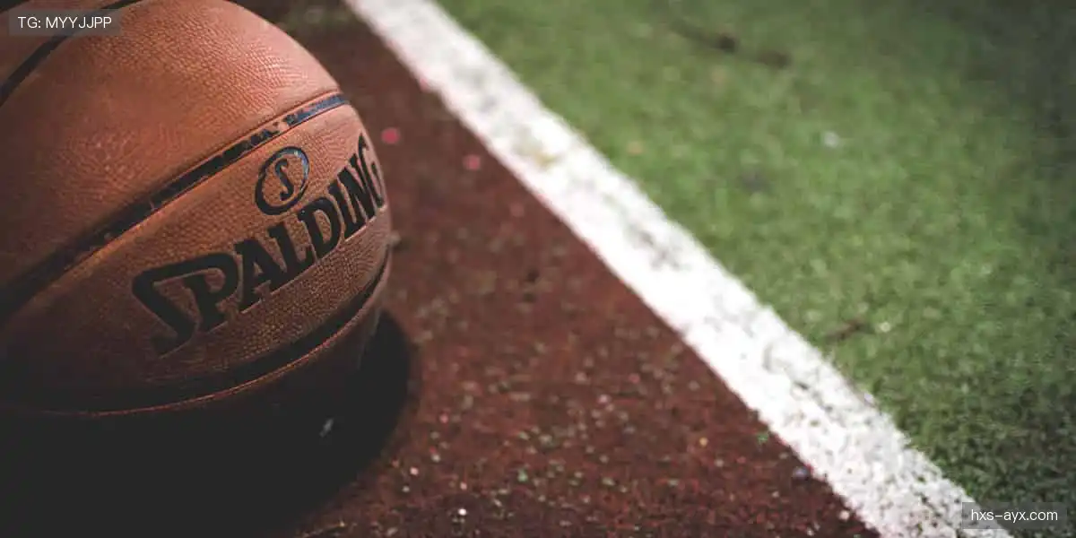 📺高清直播，每一个进球都让你身临其境！🏀